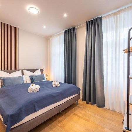 Vivid Luxury Apartment Ludwigsburg - Bluehendes Barock-Forum-Schloss-Modern エクステリア 写真